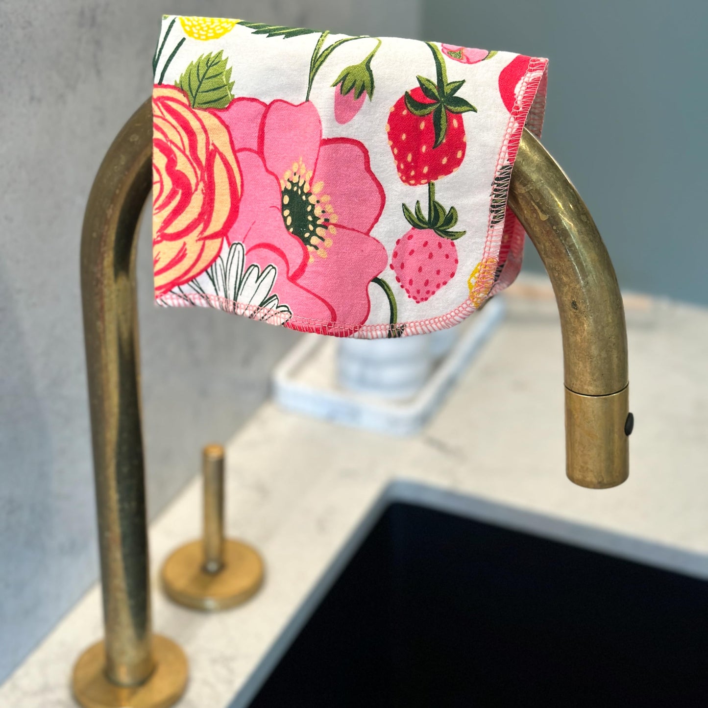 24 Pack - Roll of Washable Cotton Cloth Paper Towels