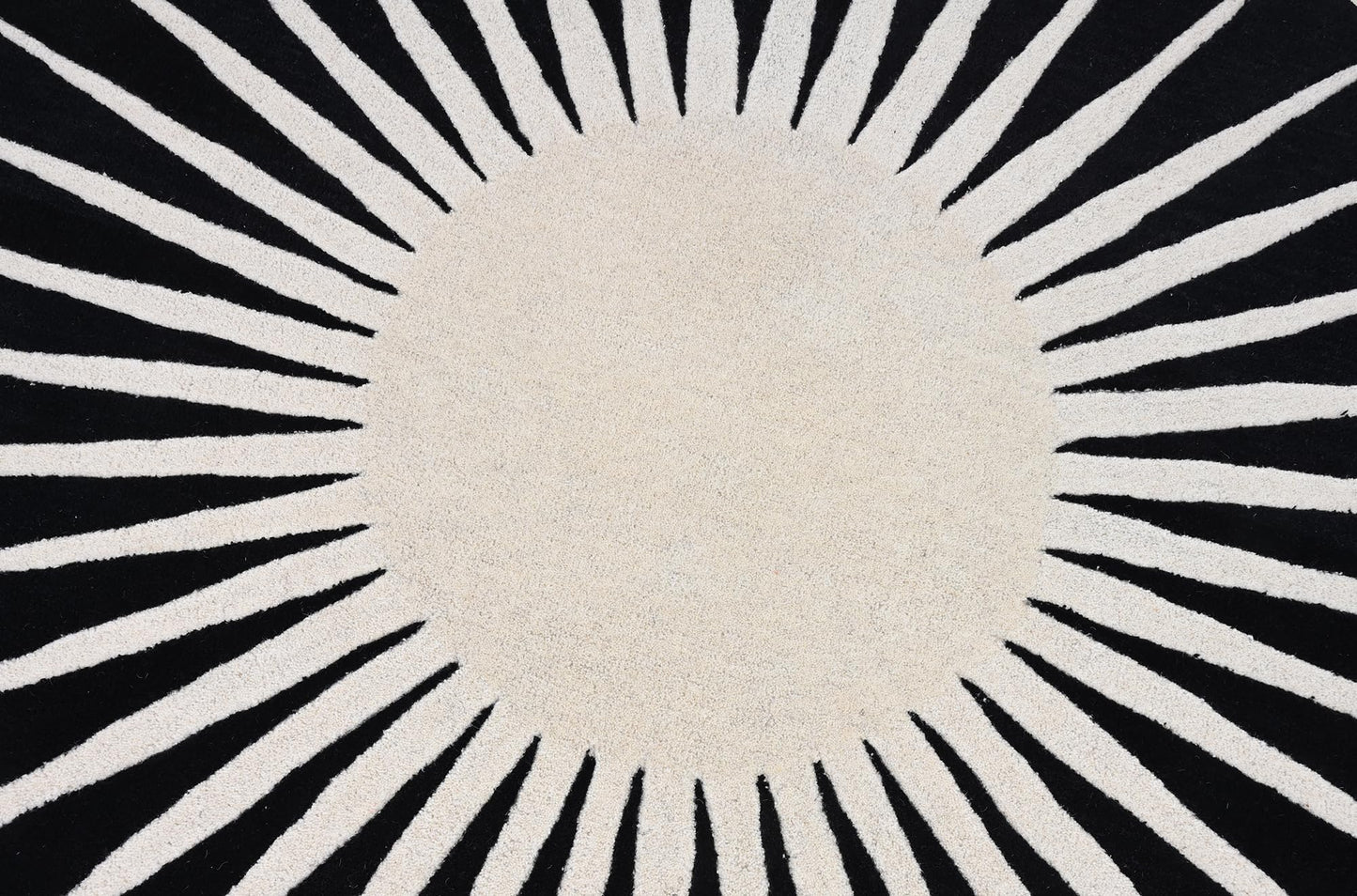 Modern Round Area Rug – Hand-Tufted with 100% NZ Wool