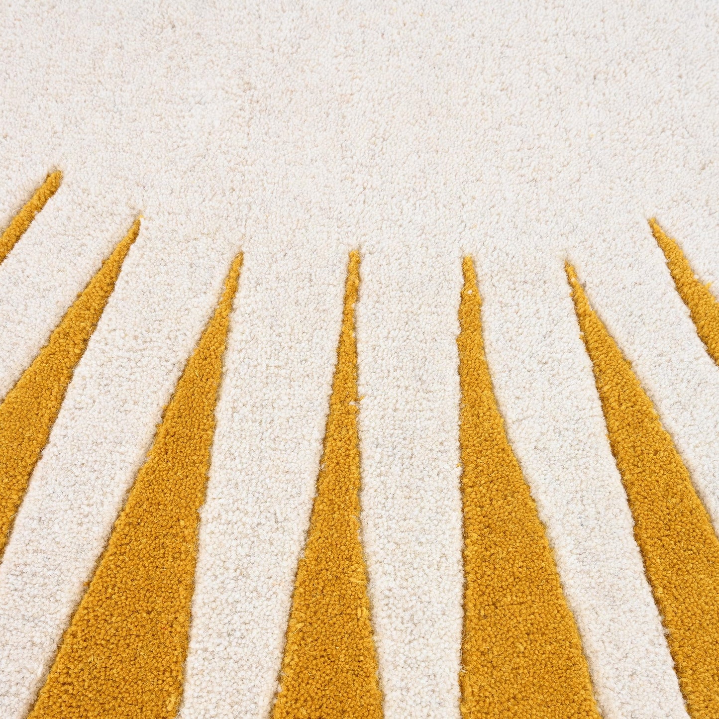 Modern Round Area Rug – Hand-Tufted with 100% NZ Wool